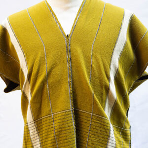 0014 เสื้อสีเขียวลายขาวดำ