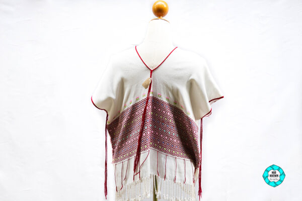 0781 เสื้อผู้หญิงสีขาว