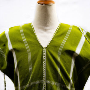 0807 เสื้อสีเขียว