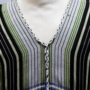 0754 เสื้อสีเขียว