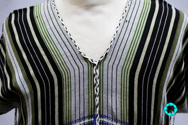 0754 เสื้อสีเขียว